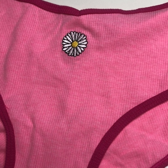 NWT PINK DAISY PANTIES SIZE XL - Picture 2 of 4
